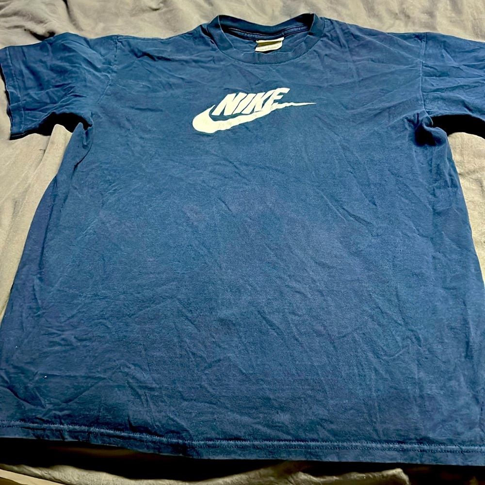 Men’s Large Nike Tshirt